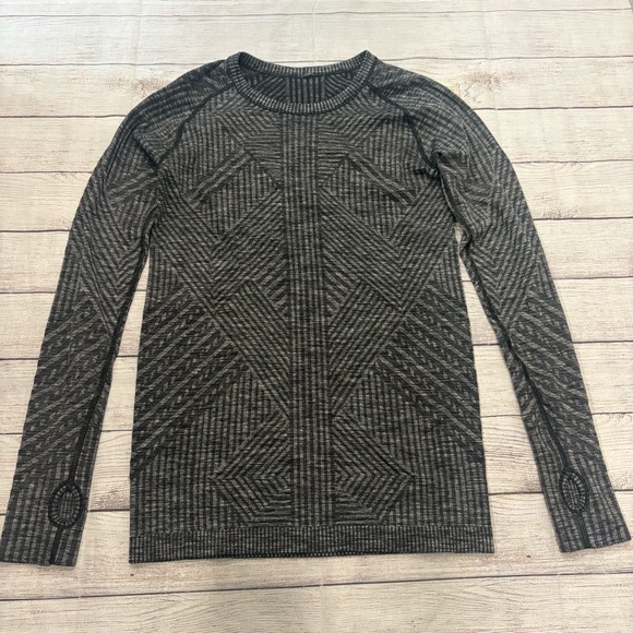 lululemon athletica Tops - LULULEMON Restless Pullover Size 6